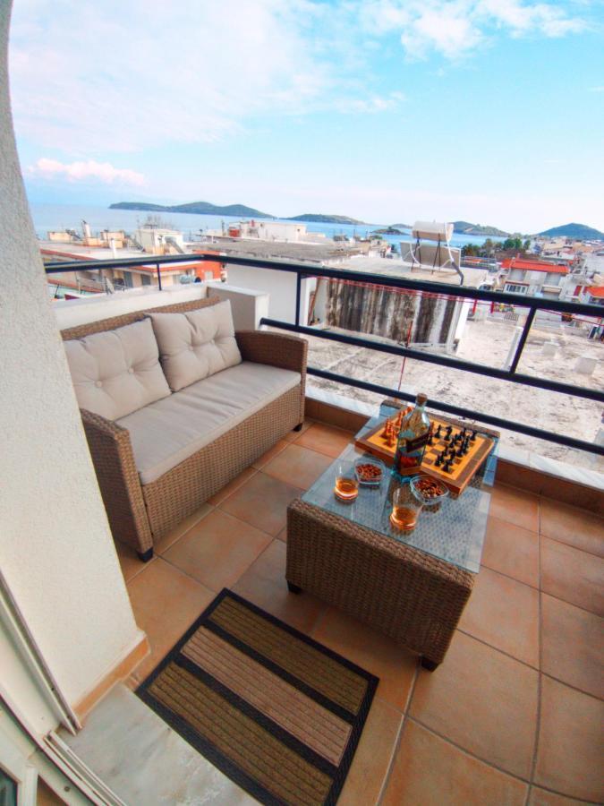 Seagull Apartments Néa Péramos Buitenkant foto